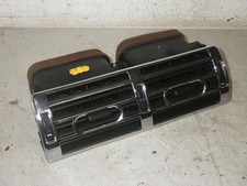 Lüftungsgitter Armaturenbrett mitte 8391179 BMW 5 (E39) 520I