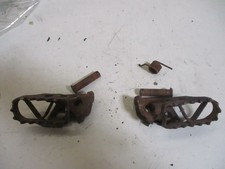 1. YAMAHA YZ 125 Typ 55 Y Fußraste vorne rechts links mit Bolzen