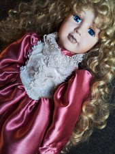 Porzellanpuppe Marianne 45 cm