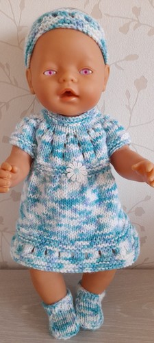 Handgestrickte puppenkleidung - handgestrickte,