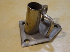 Flaggenstockhalter aus