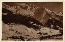 CPA Dauphiné - L'Hiver en ALLEVARD. Le Curtillard 1000m et ses Hotels (433671)