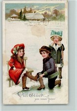 10528853 - Neujahr - Gamaschen uebern den Schlittschuhen, Kinder 1918