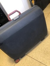 Samsonite Koffer mit Rollen und Zahlenschloss