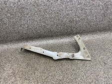 Halter Kotflügel vorne links