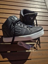 Skechers Unisex Kinder Energy Lights, Hohe Sneaker, Gr.32, mit Ladekabel, NEU
