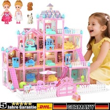 Puppenhaus mit Möbeln und
