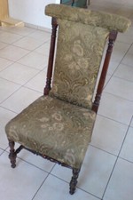 Alter Betstuhl, Sitzhocker, Sessel nieder für Flur oder Diele