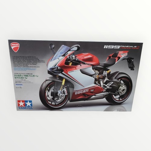 Tamiya 14132 ducati 1199 - tamiya,