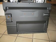Land Rover Defender, Hecktürverkleidung, vorne links, Militärausführung, DA1642