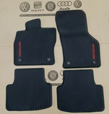 original Skoda Octavia 4 NX Fußmatten Gummimatten vorne + hinten Gummifußmatten 