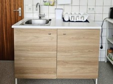 2 Ikea- Enhet- Küchenmodule inkl. Wasserhahn und Spüle