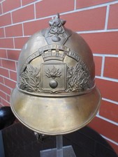 Alter Feuerwehr Helm aus