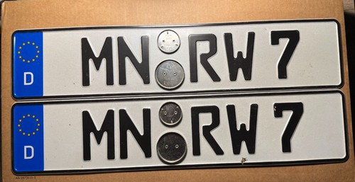 Orginales nummernschild - x,