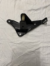 Blech Halteblech Lenksäule Halter VW Golf 2 Aufnahme Lager Gummi 191419581A