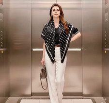 Seidentuch Schwarz 90x90