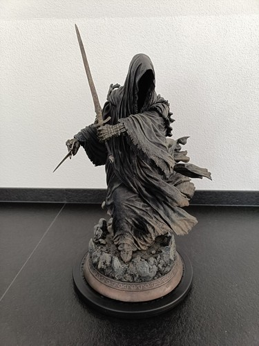 Sideshow ringwraith exclusive - sideshow,