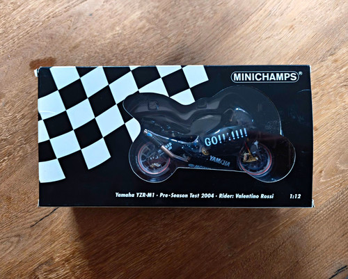 Minichamps yamaha yzr m1 - 1:12,