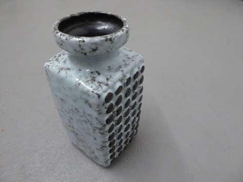 Fat lava vase - fat, vase,