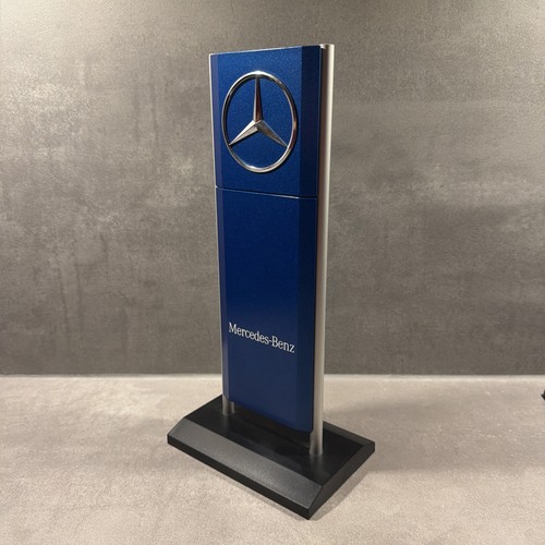 Mercedes benz aufsteller - mercedes-benz,