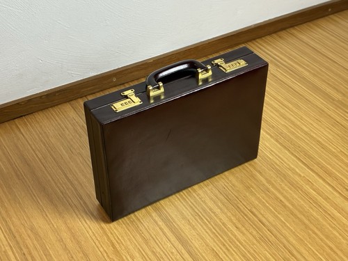 Aktenkoffer amiet 43x30cm