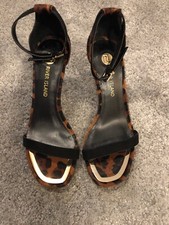 Damenschuhe UK4 River Island