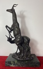 Feines Bronze Herzstück