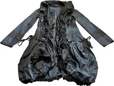 Tolles glamouröses und schickes blaues Kleid Satin mit Streifen Marithé und François Girbaud