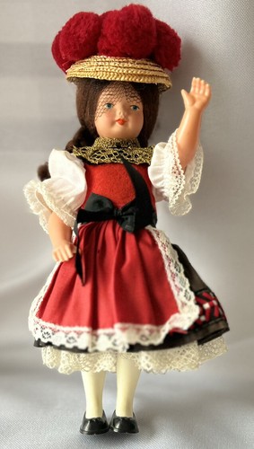 Schöne trachtenpuppe westo - schöne,