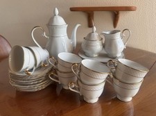 Kaffeeservice Eschenbach La Reine  6 Personen 21 Teile Form 800 weiß