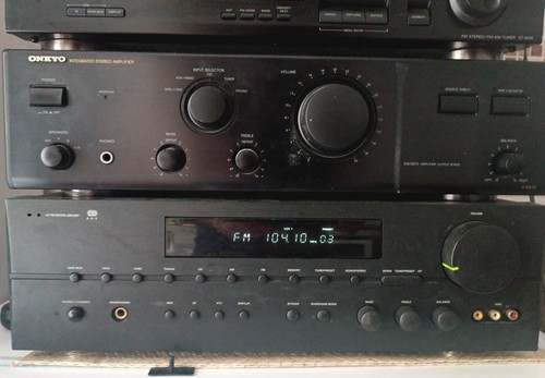 Onkyo 8820 integrated - ,