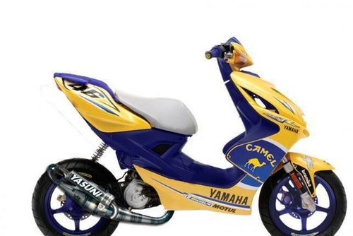 Yamaha aerox mbk - mbk, yellow