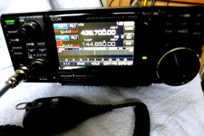 Icom IC-9700 VHF/UHF Band Transceiver mit D-STAR Funktion - Schwarz