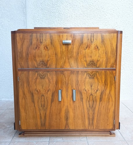 Art deco bar aus - art,