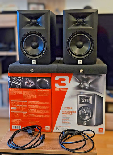 Jbl lsr305 aktive - –,