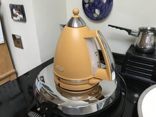 Delonghi Argento Flora 1,7 l