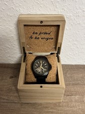 Holzkern Herren Uhr MURIWAI