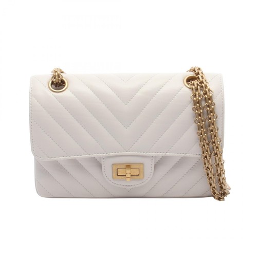Chanel chevron v stitch - chevron,