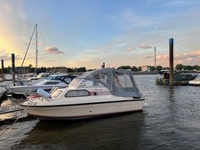 Kajütboot gebrauchte BMW  Benzin mit Trailer  und Elektromotor 