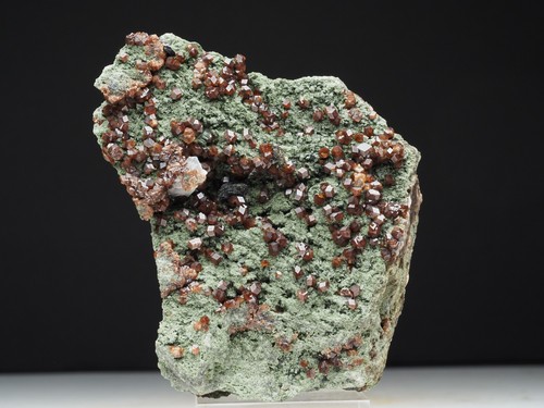 Granat andradit pyroxenit - granat, andradit,