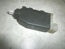 Stellmotor ZV Omega B, Tigra, Astra F, Corsa B 90493702