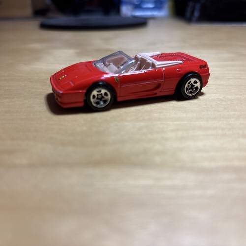 Hot wheels 1998 ferrari - hot,