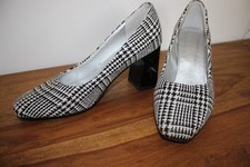 Schicke Damen-Pumps mit hohem