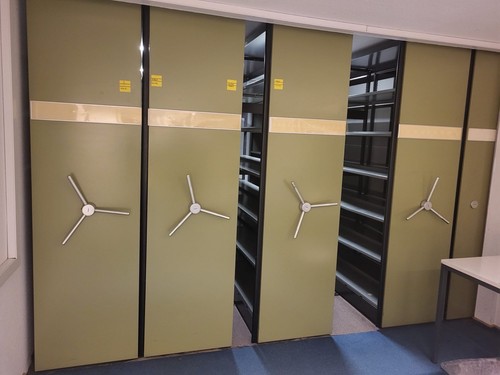 Fahrbare archivregale - fahrbare, /
