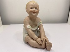 Porzellan Figur Baby 11 cm