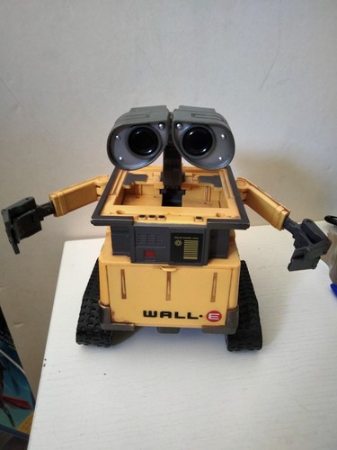 Wall transformable cubo - wall-e,