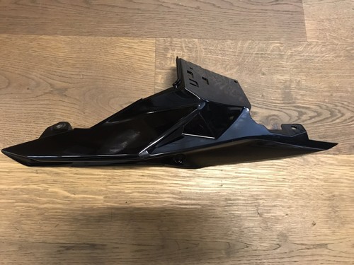 Bmw heckverkleidung - bmw,