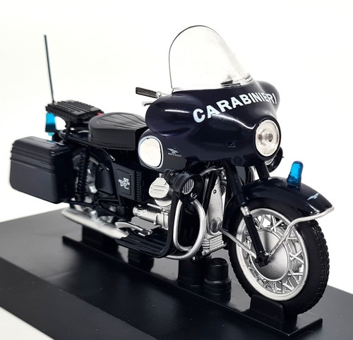 Moto guzzi 750 v7 - moto,