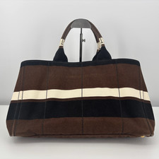 Seltene Prada Canapa