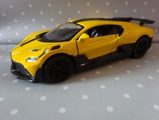 Bugatti Divo gelb Modelauto